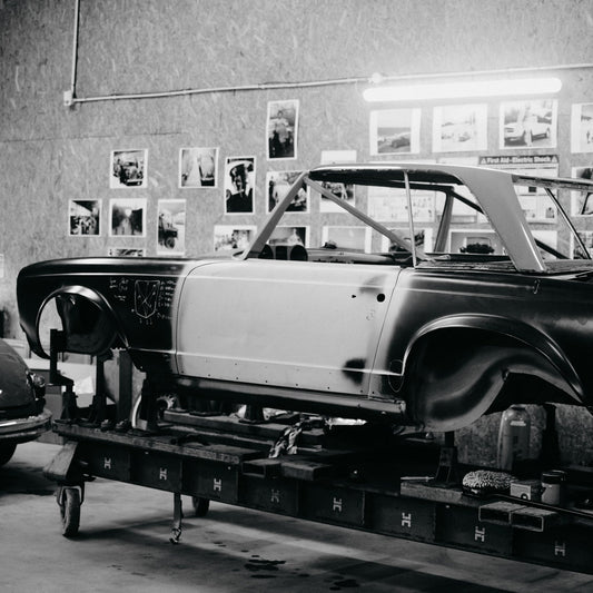 Mercedes 1966 230SL Manual [Born Again]